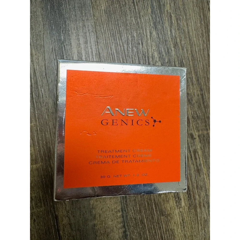 Avon Anew Genics Treatment Cream 1.0 oz Anti-Aging‎ Night Face Moisturizer AHA